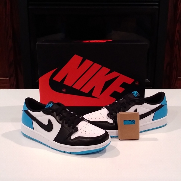 Jordan 1 Retro Low Og "Powder Blue" - Size 9m - Ds/Brand New - Og All - Picture 3 of 5